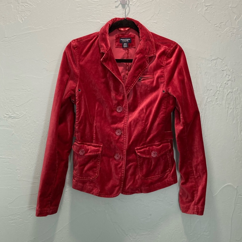 American eagle outfitters 
M Red
Velour Jacket-